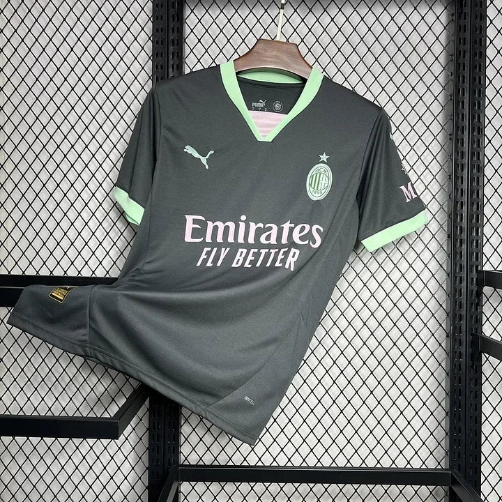 AC Milan voetbalshirt uit 2024 2025