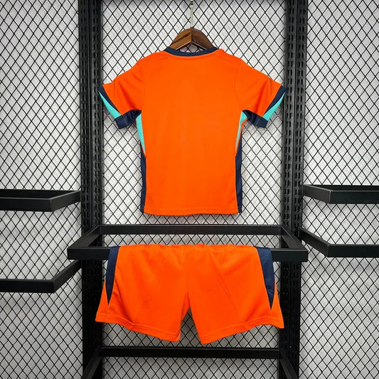 BARNEDRESS NEDERLAND 2024/25