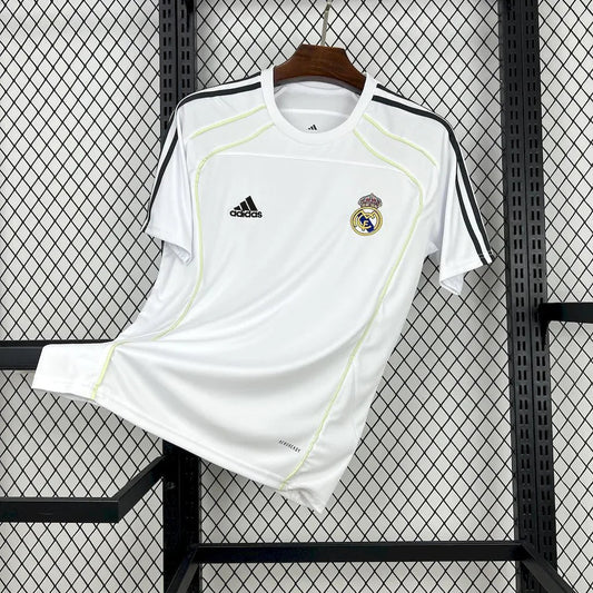 Voetbalshirt Real Madrid 2025-26