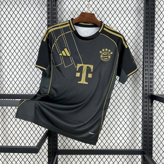 Voetbalshirt Bayern München concept 2025-26