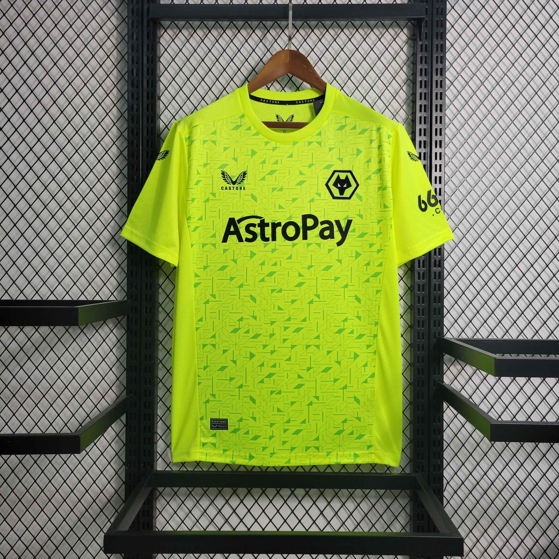 Voetbalshirt Wolves uit 2023-24