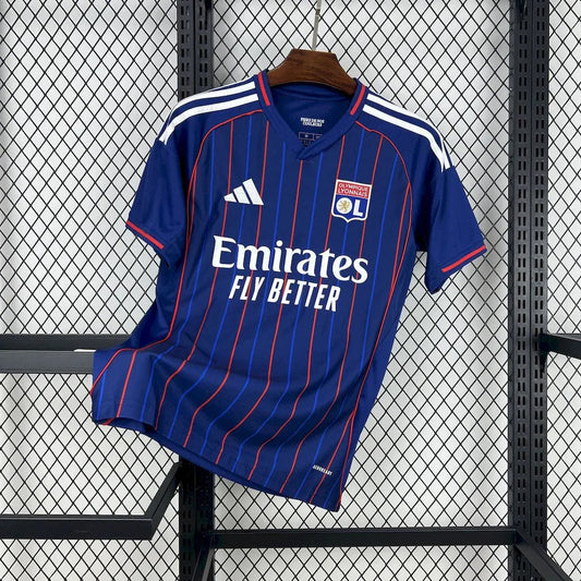 Voetbalshirt Lyon uit 2025-26