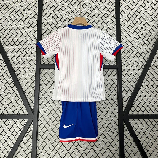 BARNEDRESS FRANKRIKE 2024/25