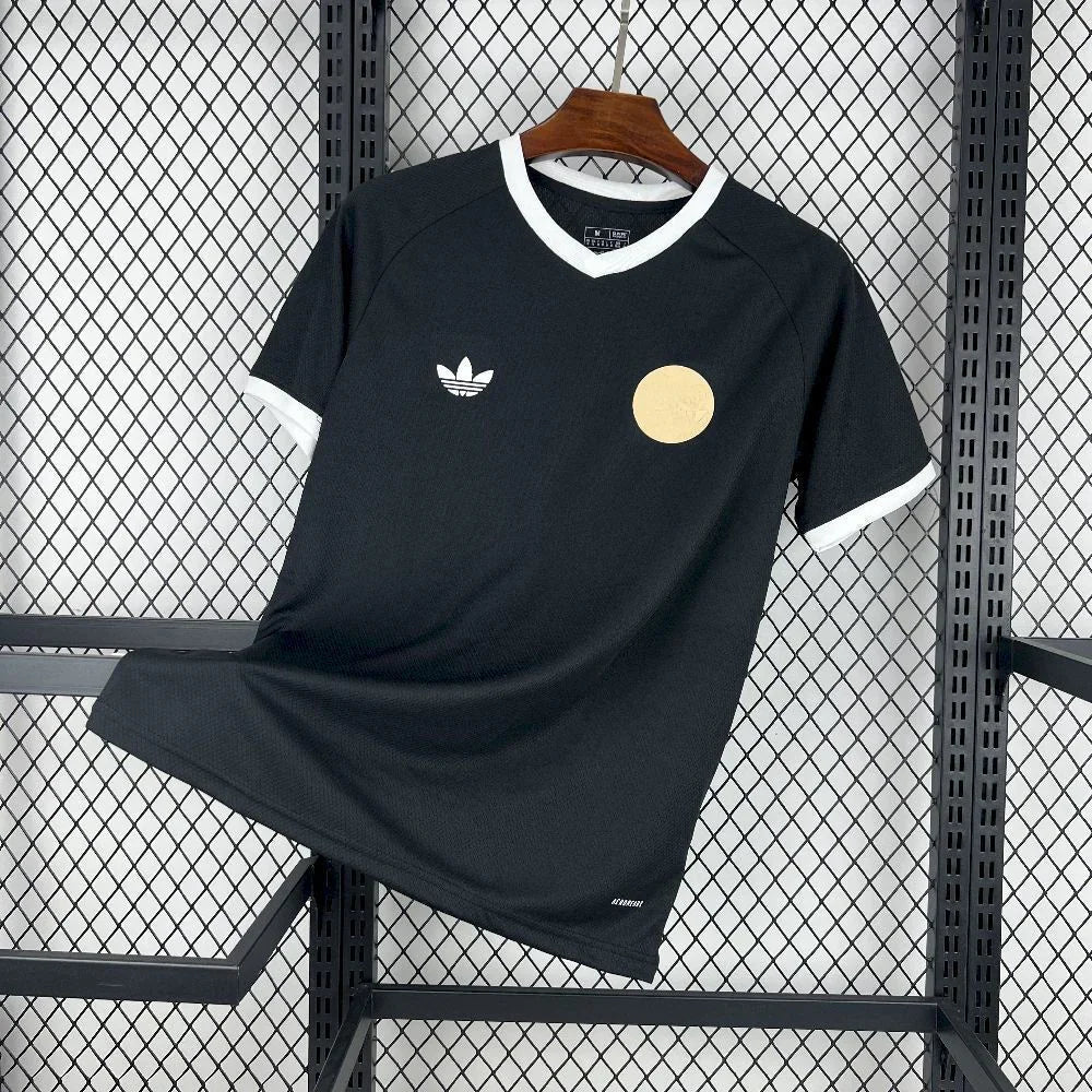 Voetbalshirt Ajax concept 2025-26