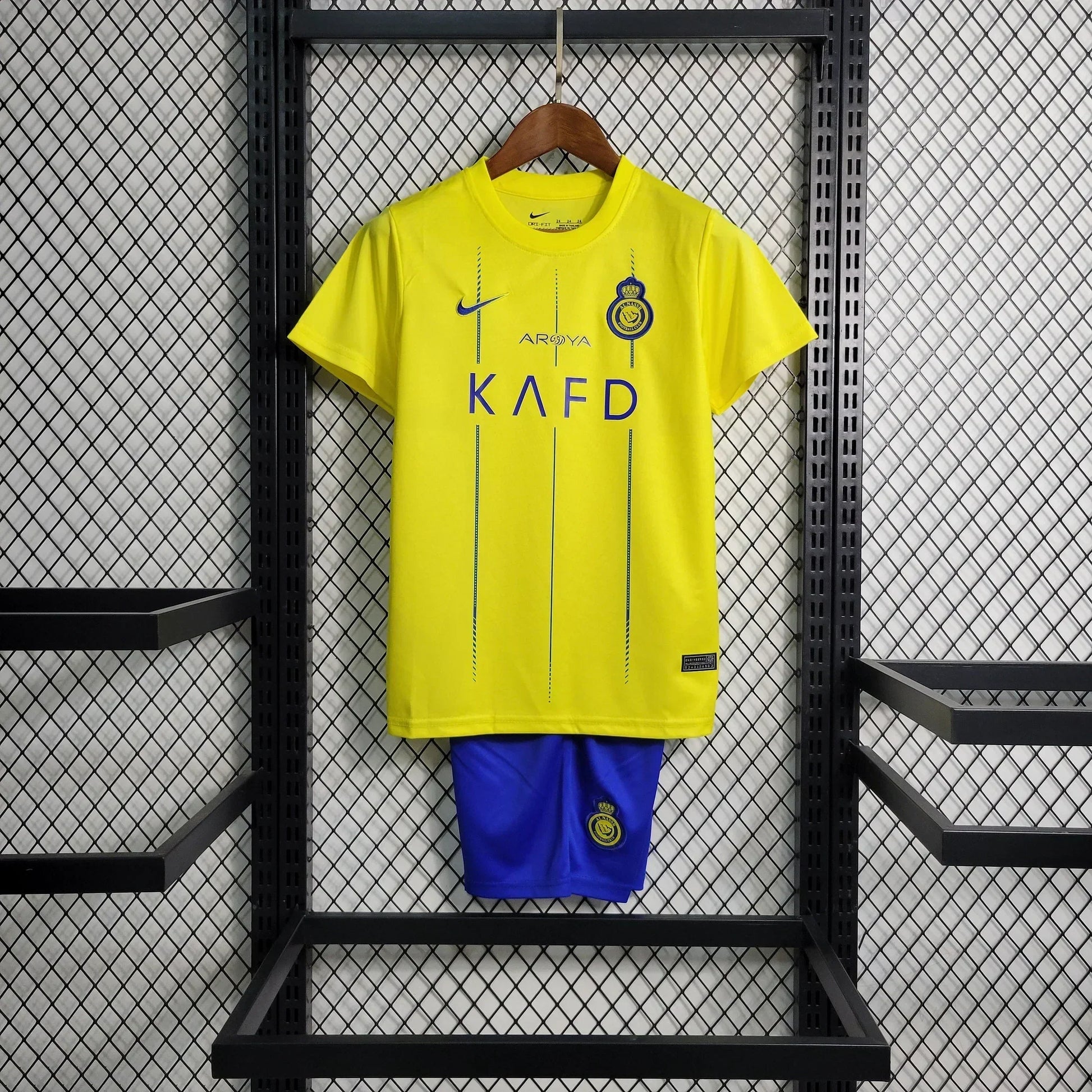 Kindertenue Al Nassr