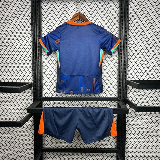 BARNEDRESS NEDERLAND BORTE 2024/25