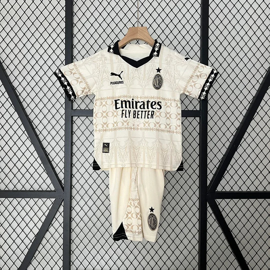 Kindertenue AC Milan 2024-25