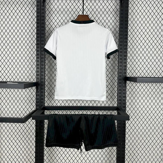 BARNEDRESS Tyskland 2025 II